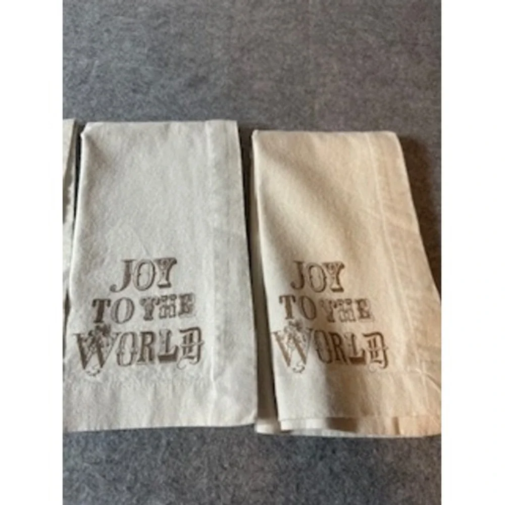 Set of 8 Joy To The World Christmas Cloth Napkins Cream Gold Holiday Table Decor